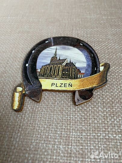 Магнит сувенирный Пльзень