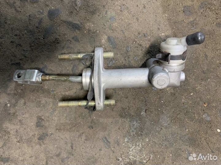 Детали на kia sorento 1