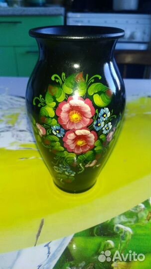 Ваза в стилистике Клуазоне