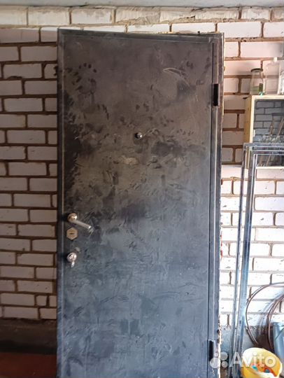 Дверь входная металлическая бронированная