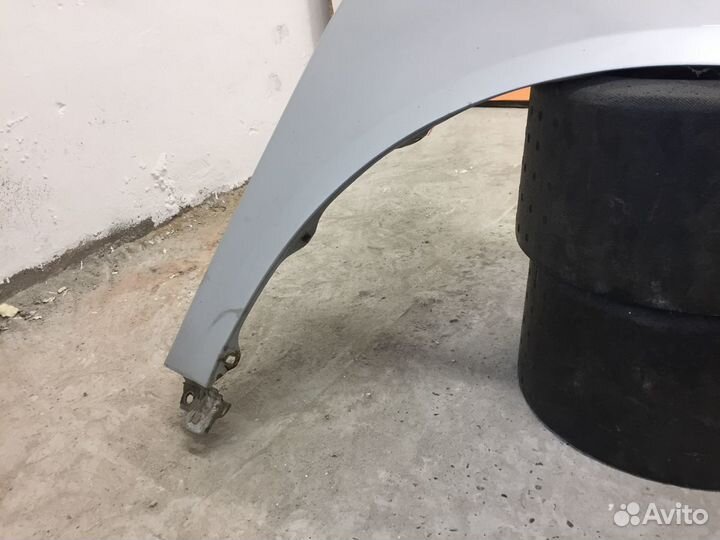 Крыло Переднее honda accord 7