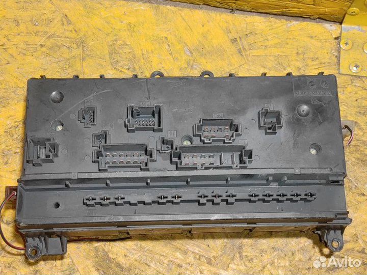 Блок предохранителей Mercedes Viano W639 OM 646
