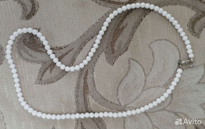 Бусы из камня
