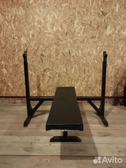 Скамья для жима