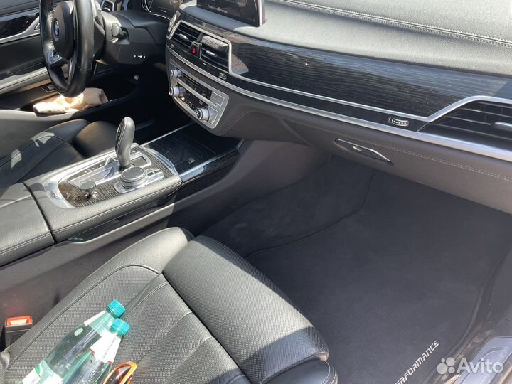 BMW 7 серия 3.0 AT, 2018, 98 000 км