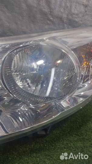 Фара левая Peugeot Expert 2010