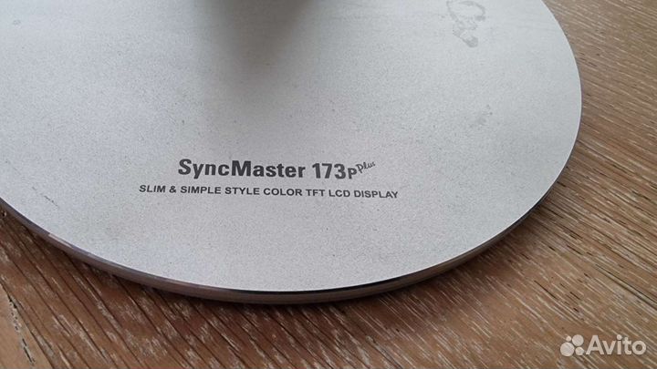 Монитор Samsung syncmaster