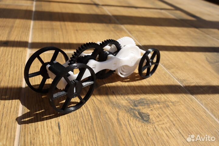 Заводная машинка