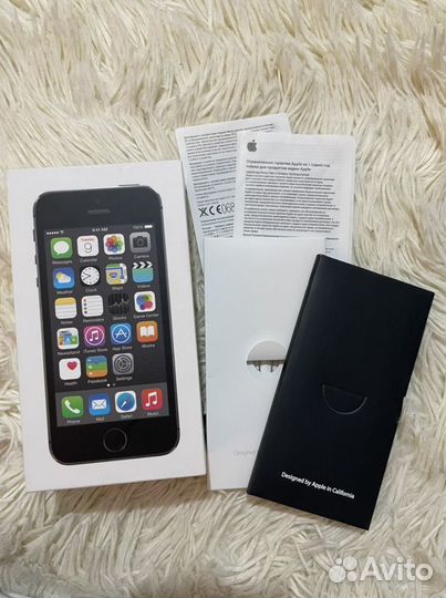 Коробка от iPhone