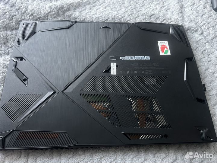 Игровой ноутбук MSI