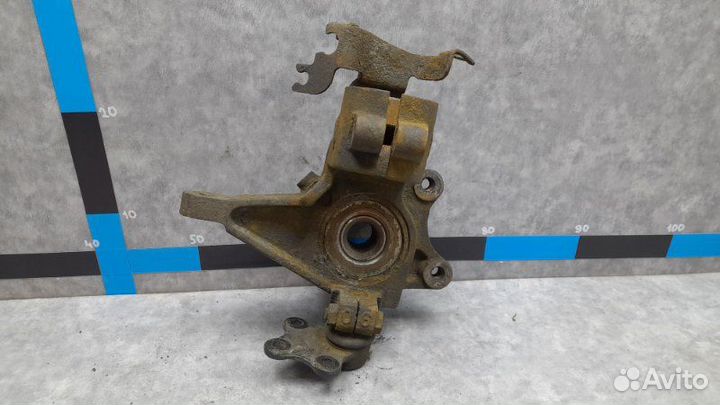 Кулак поворотный передний левый Citroen Berlingo