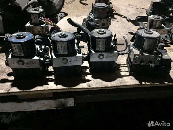 Блок ABS mazda 3 BK