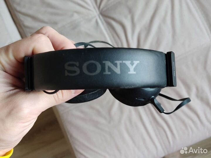 Наушникиsony