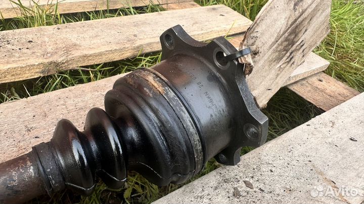 Привод передний правый Audi A4 B5 АКПП 1.8 adr