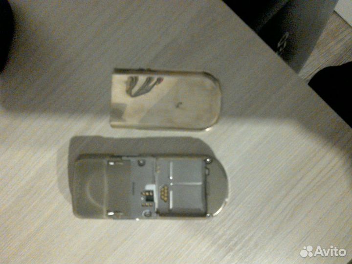 Нокия 8800 сирокко голд