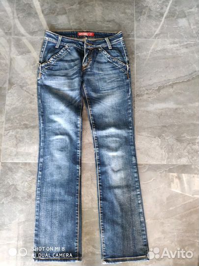 Джинсы разные 300-1500 на размер 42-44 S