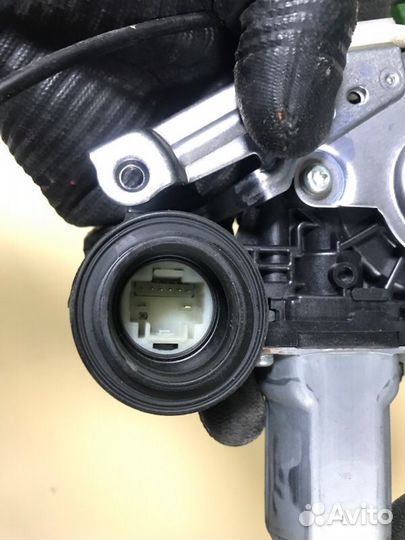 Замок двери задний левый Honda N-Box JF1 S07A 2013