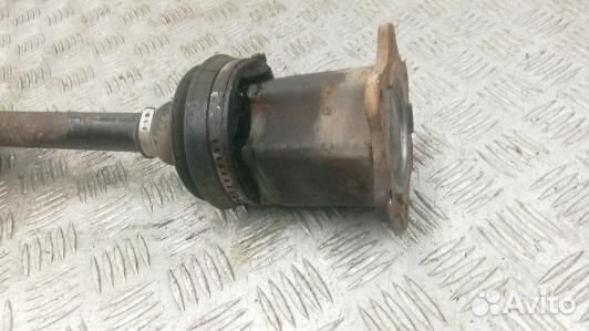 Привод передний левый skoda octavia A5 (BAG36KS01)