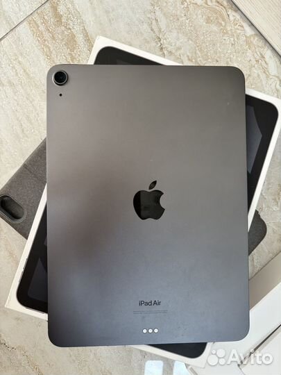 iPad Air 5 64GB М1