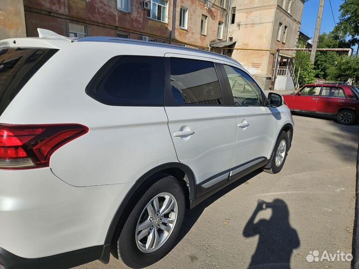 Mitsubishi Outlander 2.0 CVT, 2018, 104 700 км