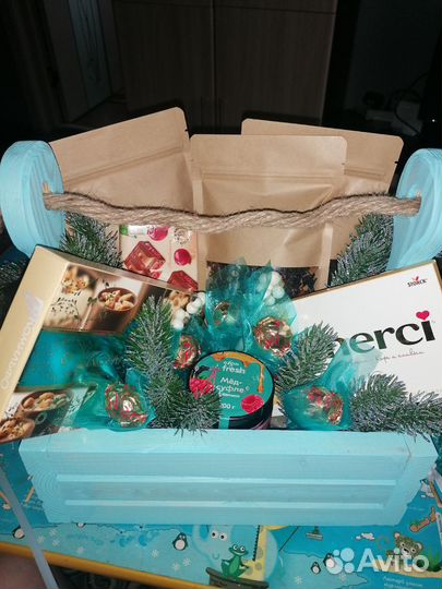 Подарочные ящики