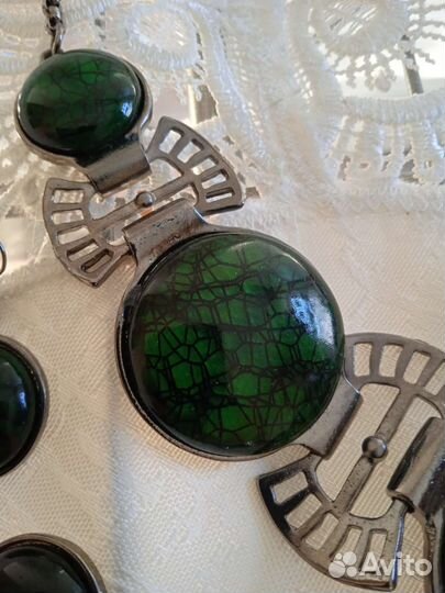 Бижутерия серьги и колье