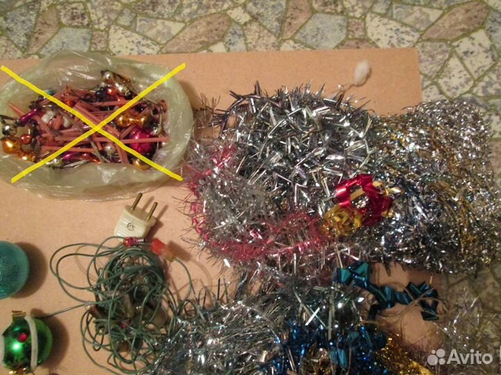 Новогодние ёлочные игрушки, украшения, гирлянды