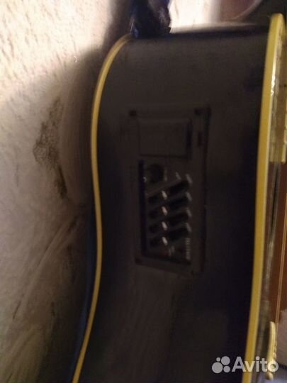 Музыкальные инструменты гитара