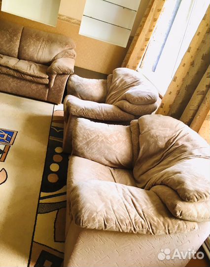 Диван и 2 кресла