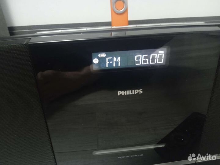 Музыкальный центр philips