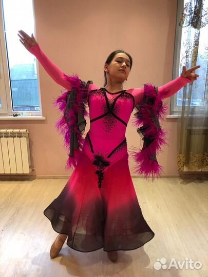 Платье для бальных танцев стандарт ю1