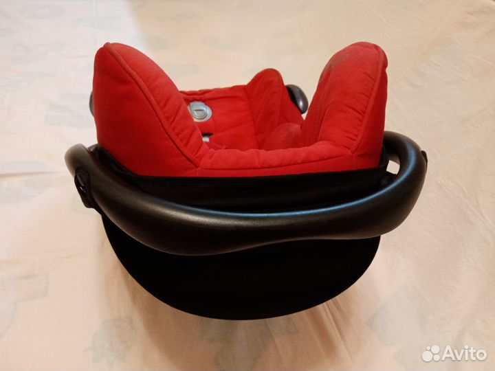 Автолюлька maxi cosi cabriofix