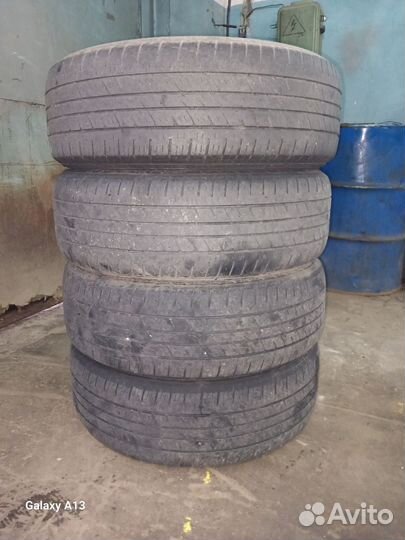 Kumho Solus KL21 235/65 R17