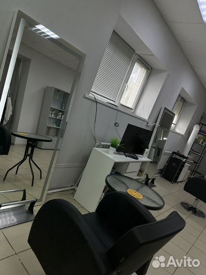Сдам рабочие место парикмахера
