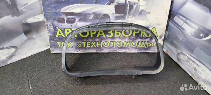 Рамка панели приборов Volkswagen Polo