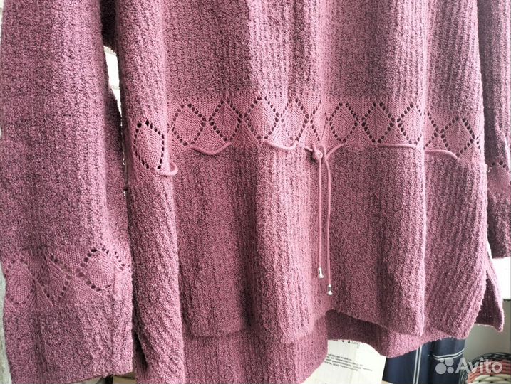 Пуловеров женский