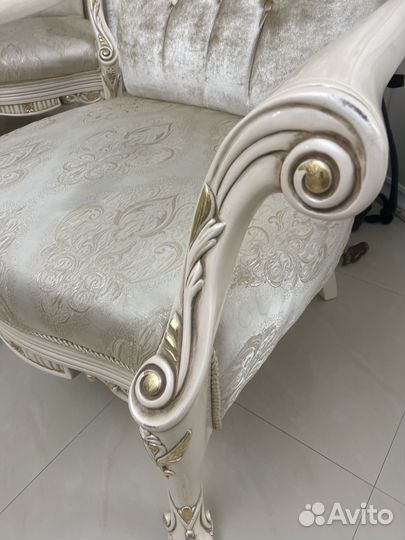 Диван и 2 кресла