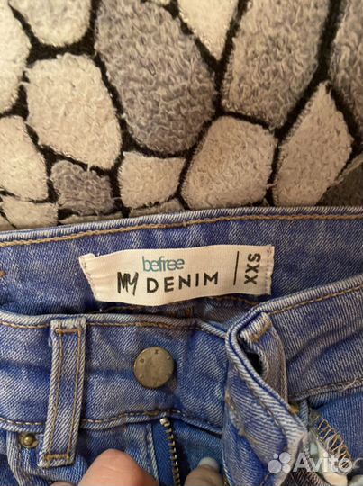 Джинсы женские