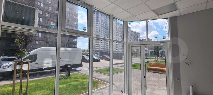 Торговая площадь, 56 м²