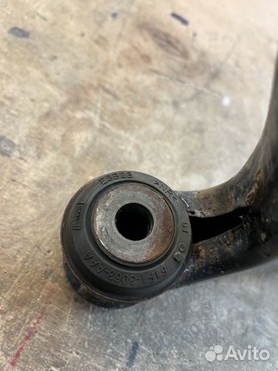 Продам передние рычаги ford focus 3