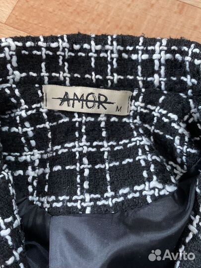 Костюм женский твидовый