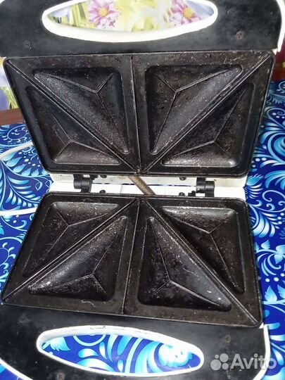 Тостер-сэндвичница