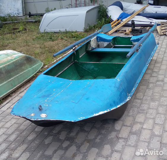 Лодка Романтика. Алюминий. Легкая. Можно с мотором