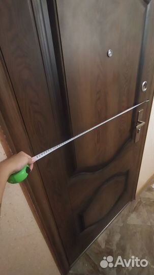 Продам входную дверь б/у
