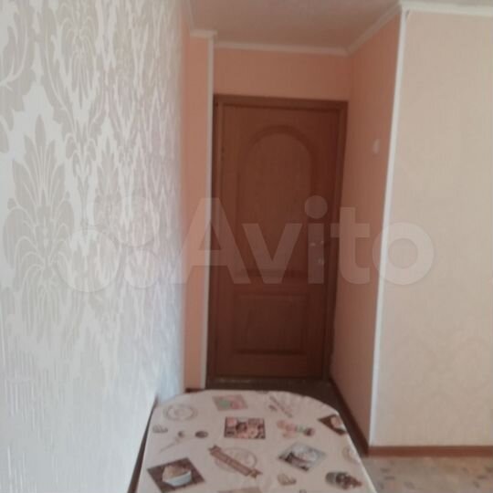 Комната 18 м² в 5-к., 4/5 эт.