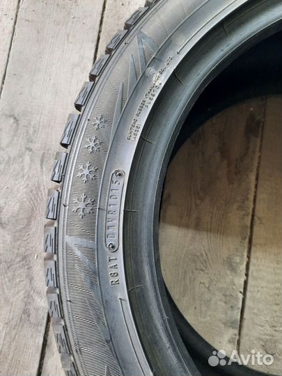 Dunlop Grandtrek ST20 245/45 R17
