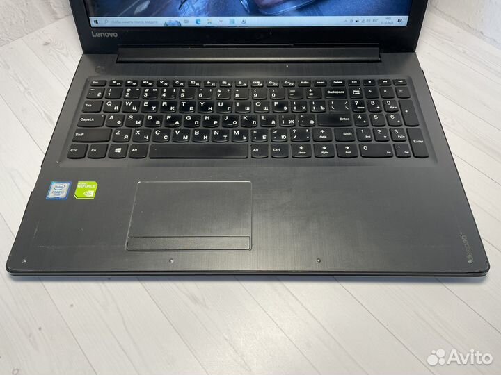 Игровой ноутбук Lenovo i3/12gb/2видеокарты/SSD