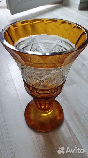 Ваза для цветов хрустальная