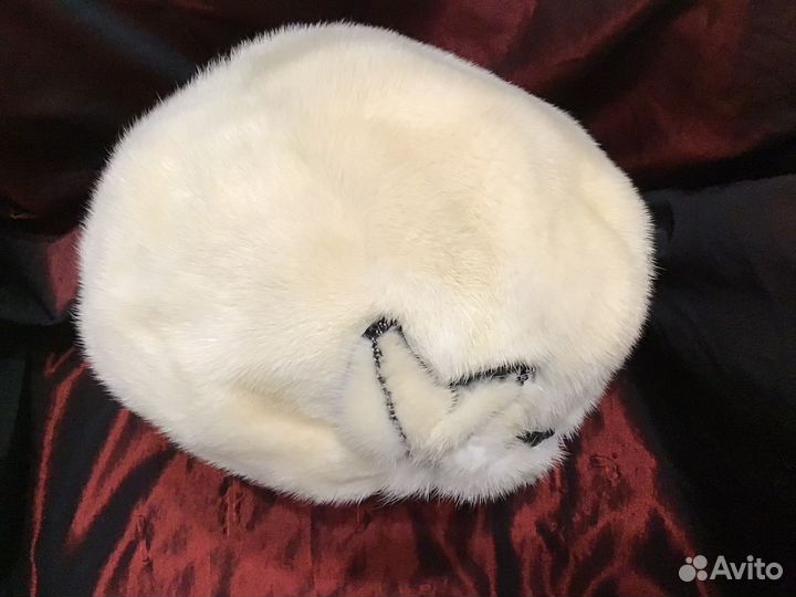 Берет женский норковый