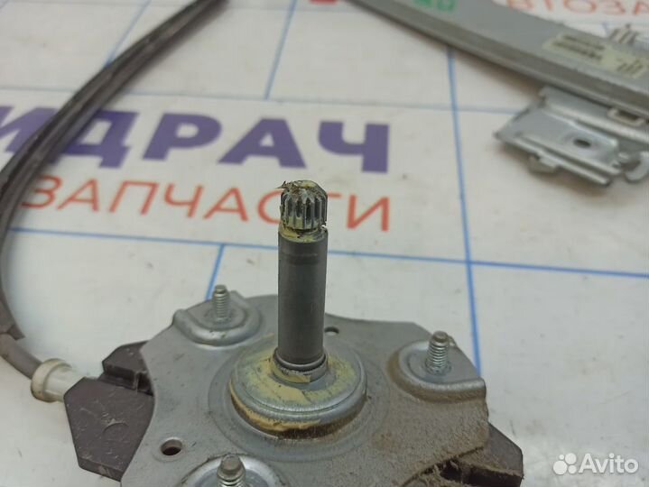 Стеклоподъемник механический задний правый LADA Kalina 2 1118620401004